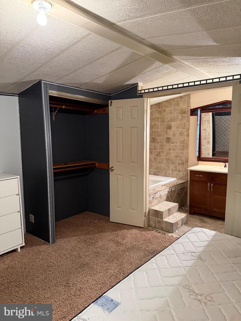 1807 Sandee Court photo 2