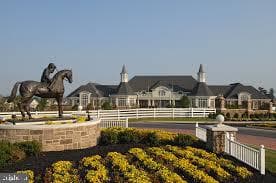 Carson Ii Justify Circle photo 6