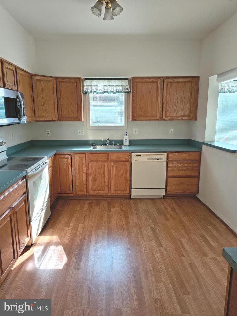 1604 S Tollgate Road photo 11