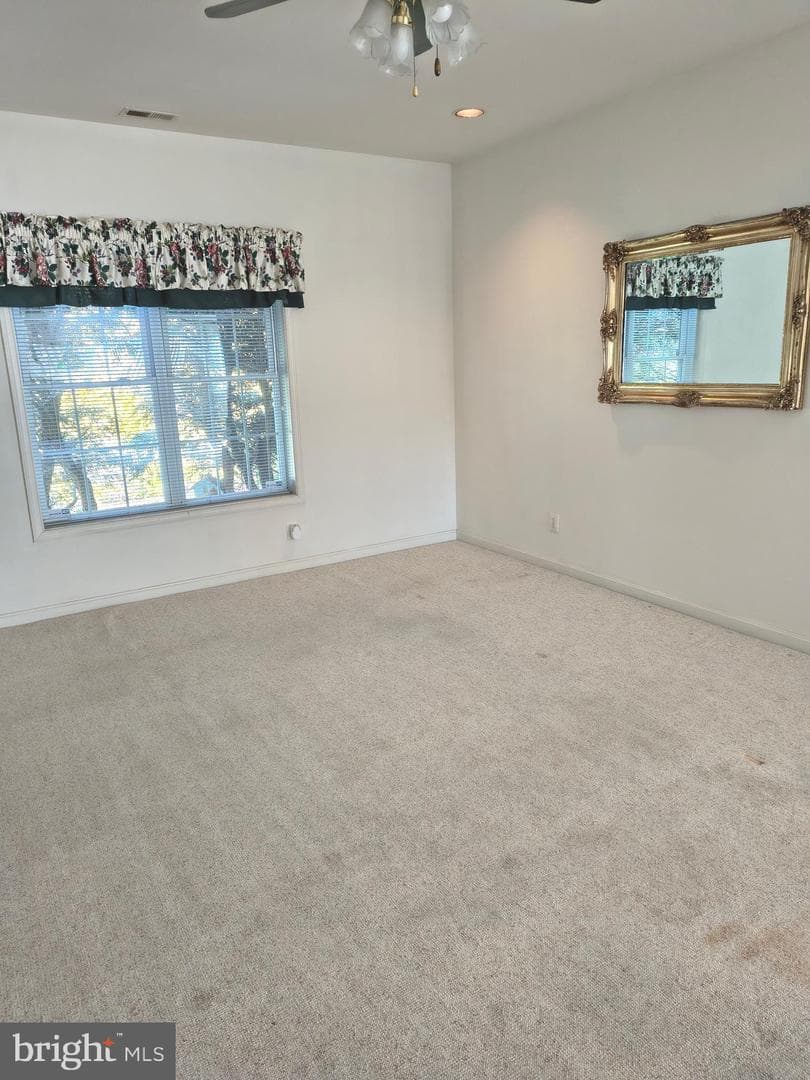 1604 S Tollgate Road photo 26