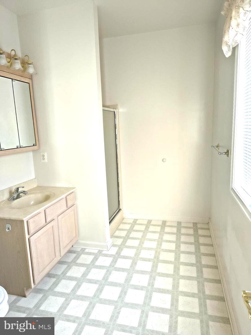 1604 S Tollgate Road photo 35