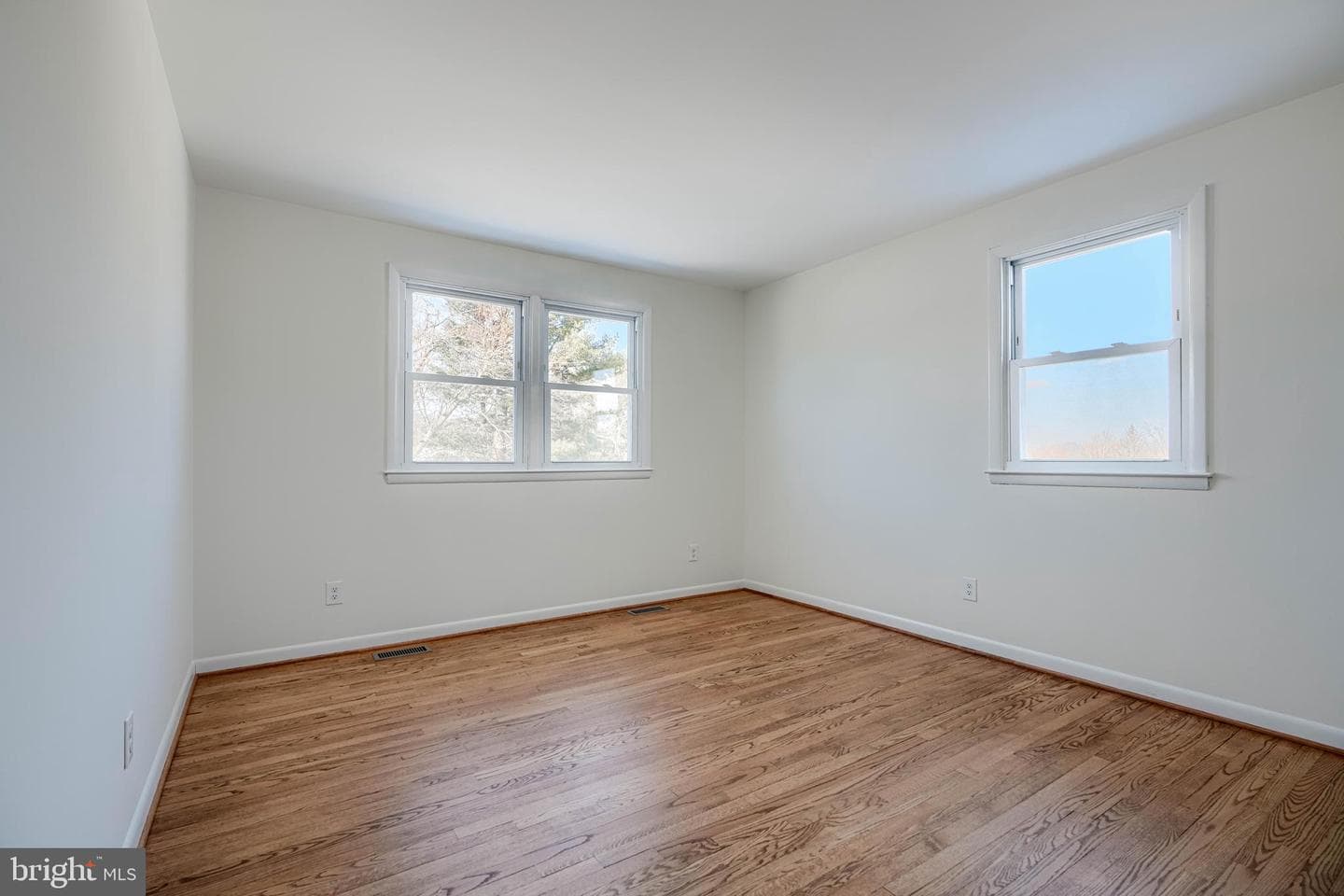 509 Normandy Lane photo 34