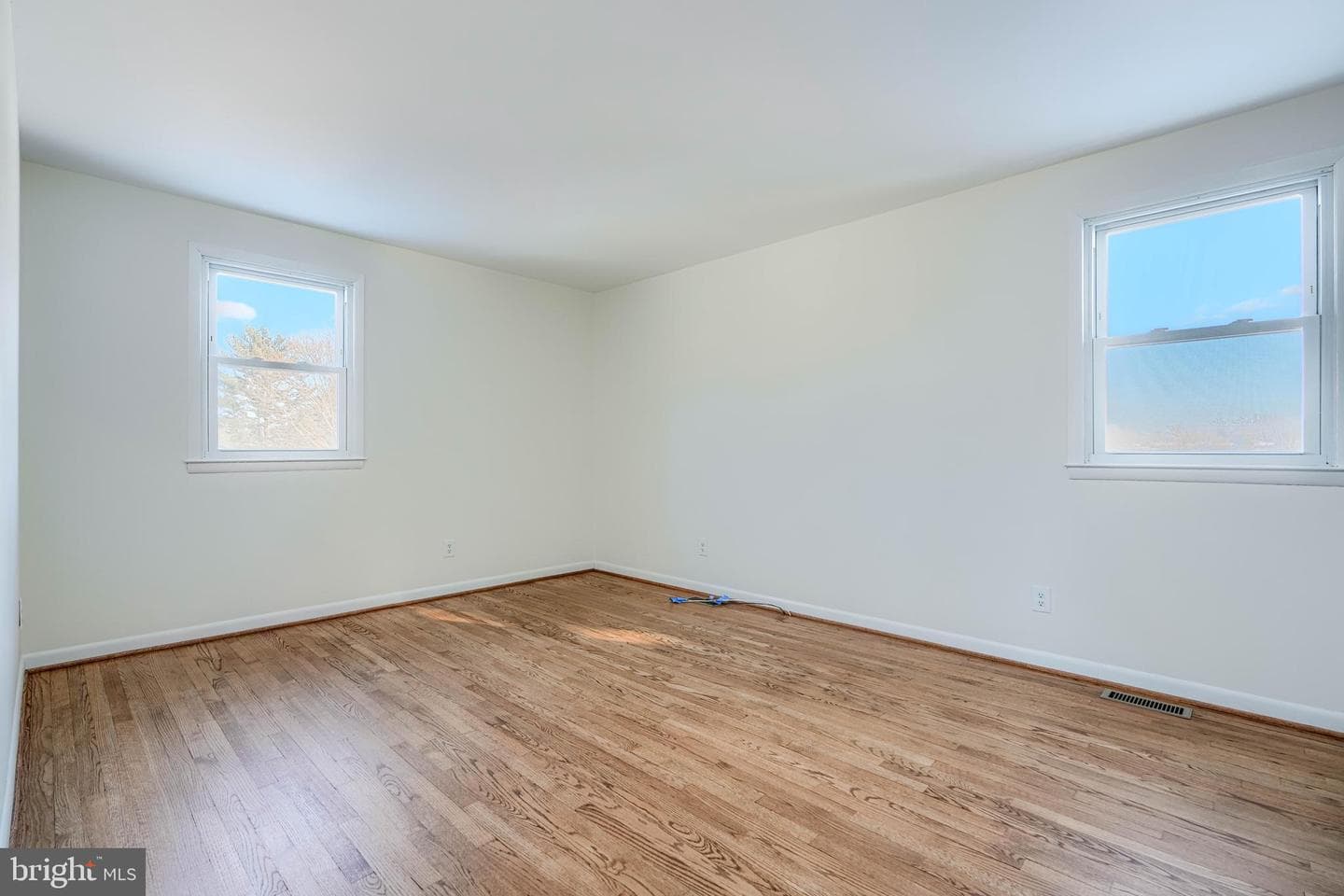 509 Normandy Lane photo 38