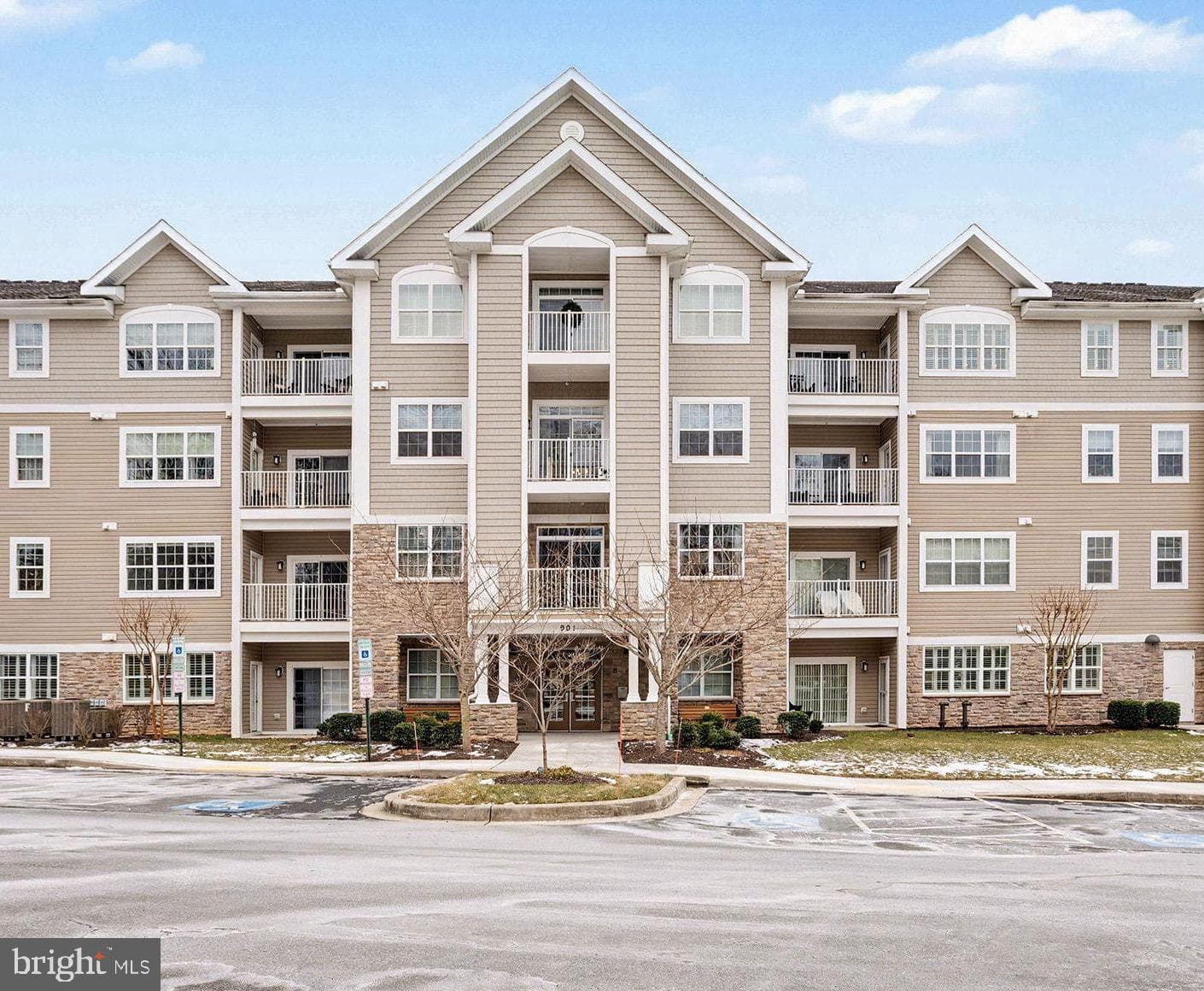 901 Macphail Woods Crossing #3a photo 2