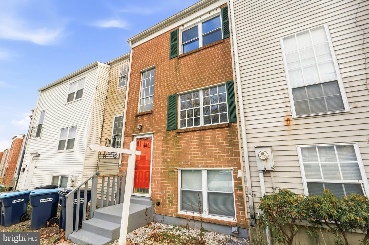 1811 Eloise Lane photo 2
