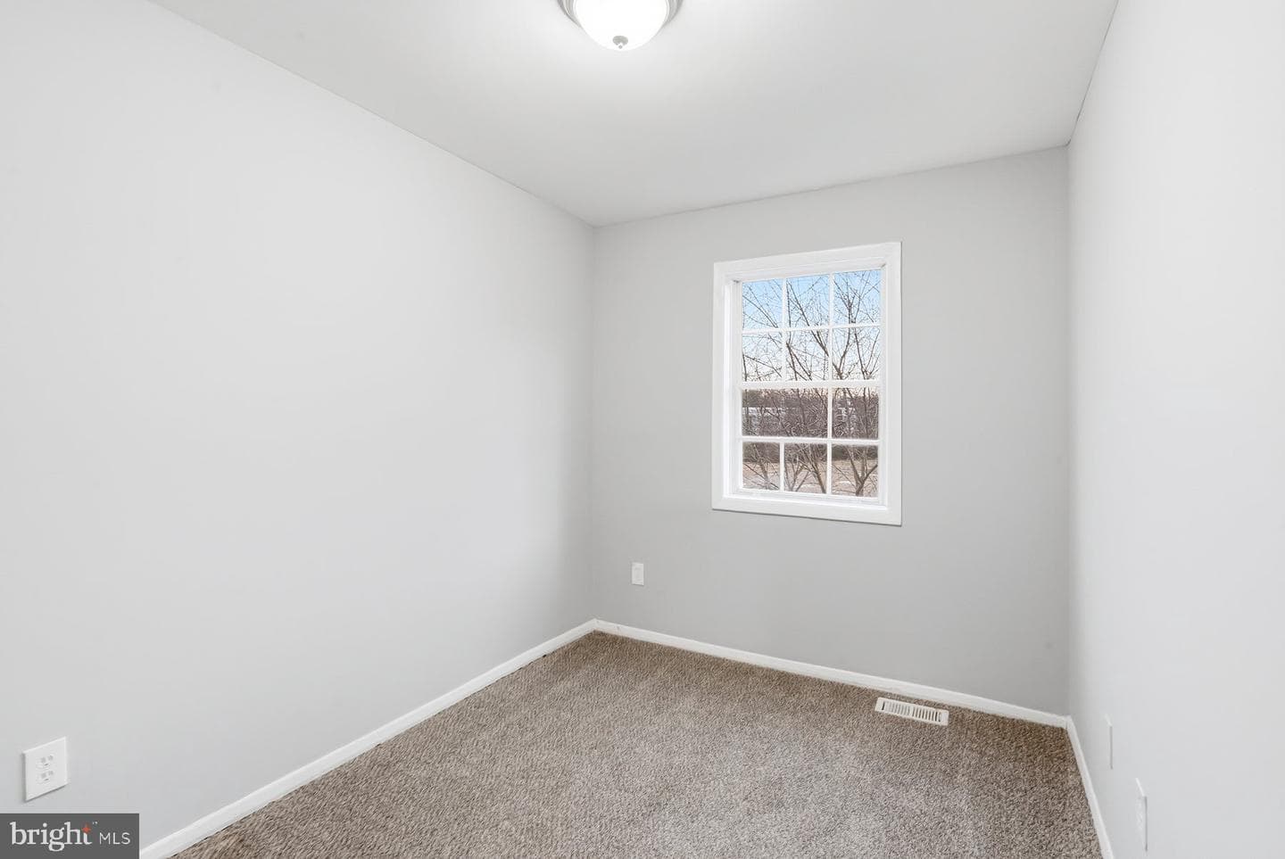 1811 Eloise Lane photo 22