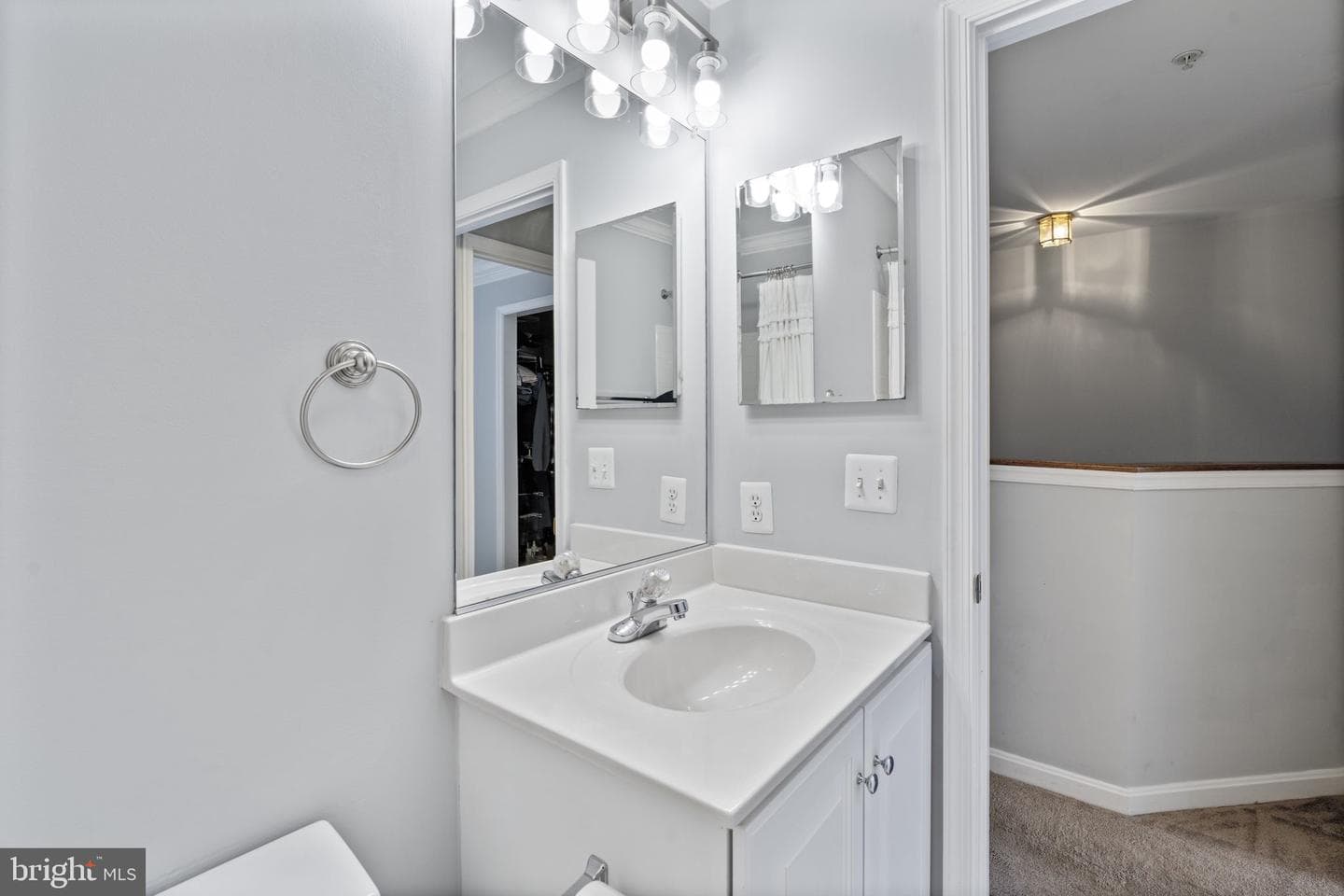 243 Mary Jane Lane photo 30