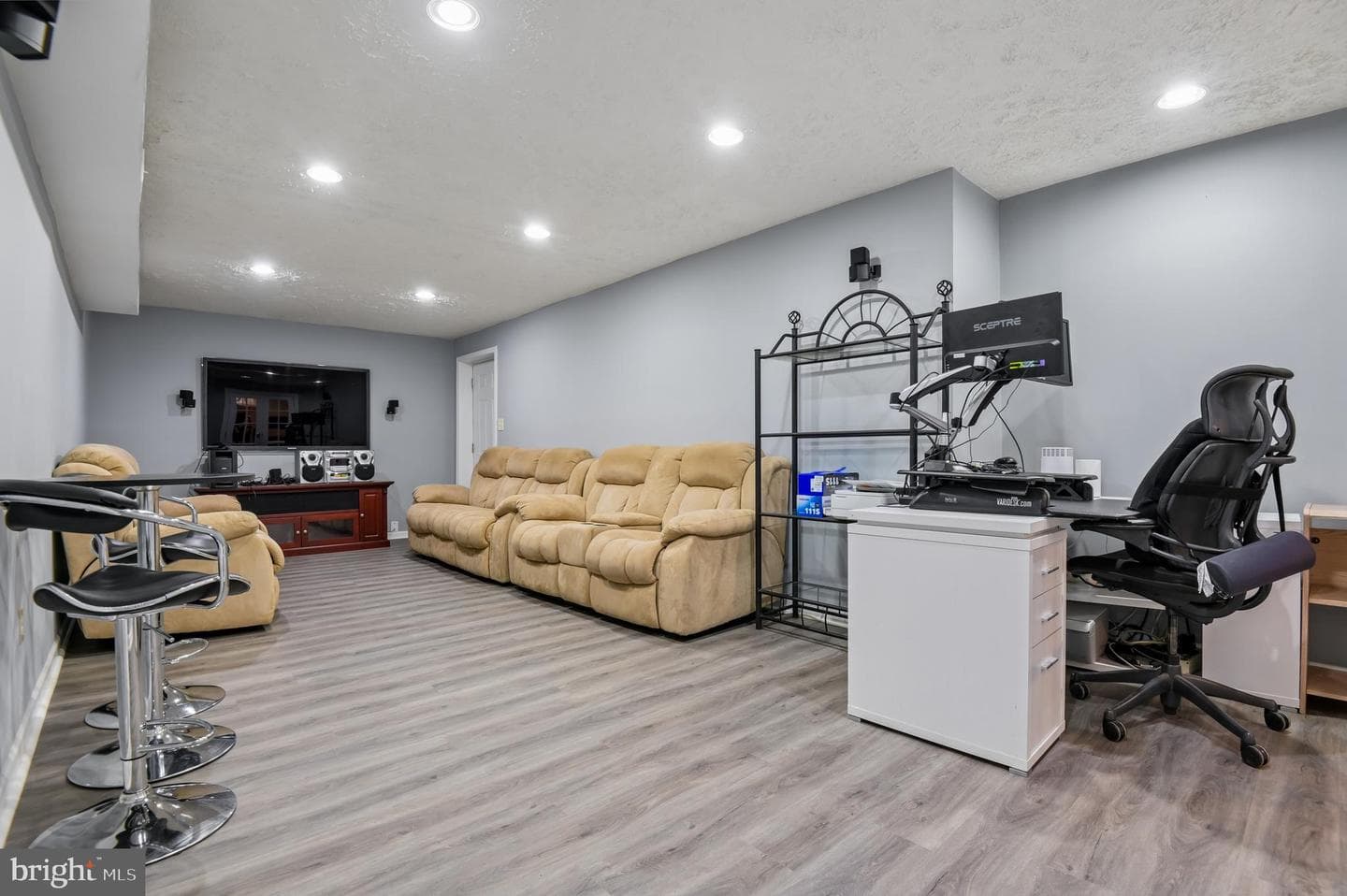 479 Manor Road photo 25