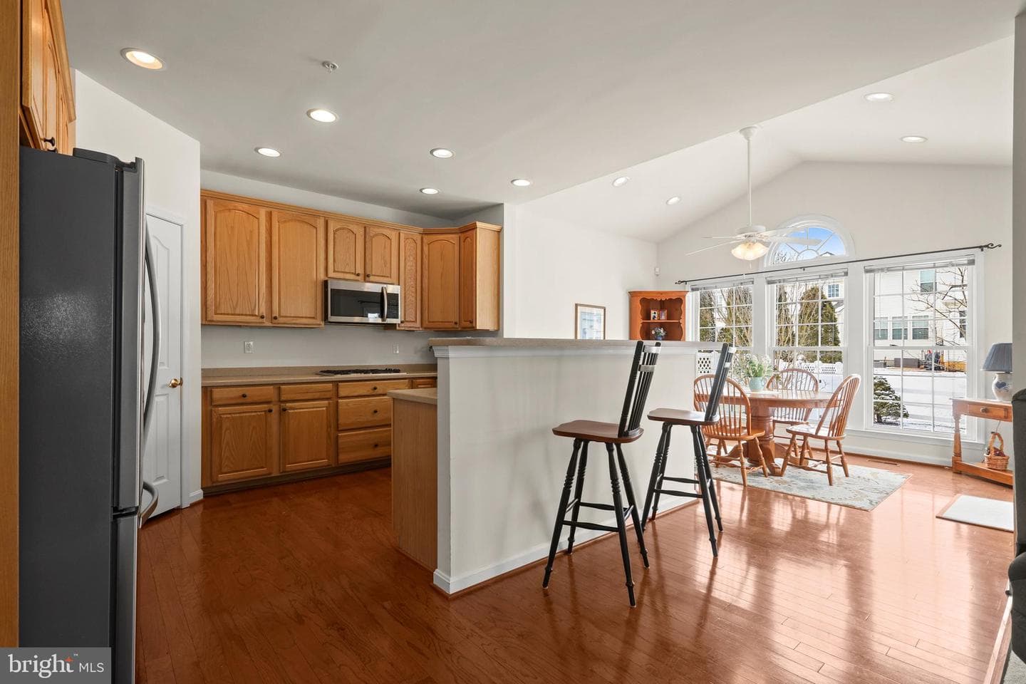 804 Bridle Path photo 16