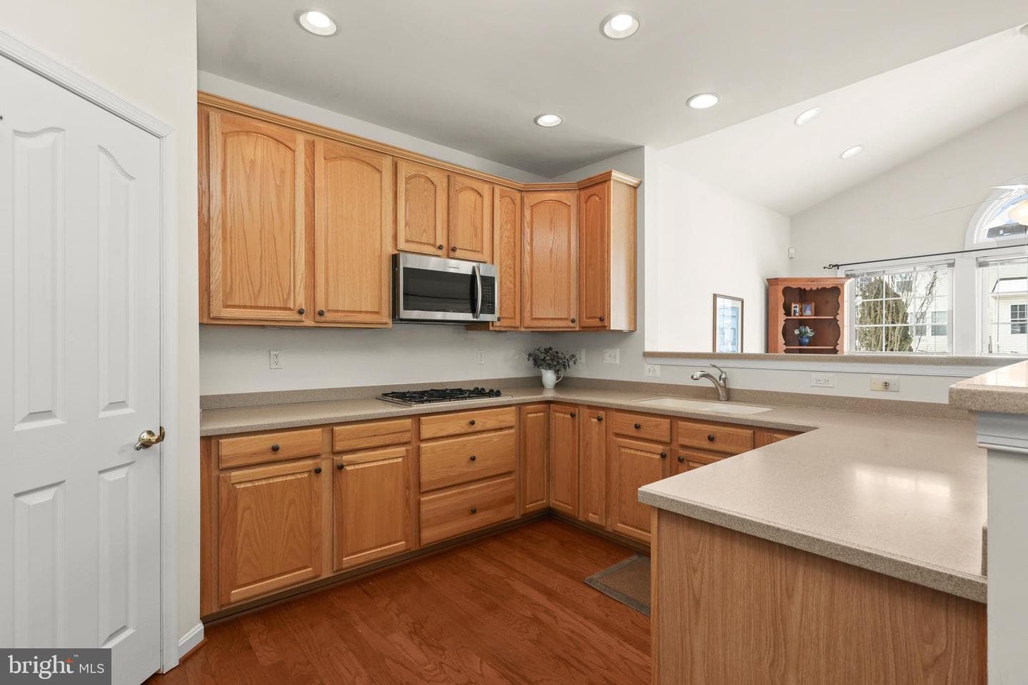 804 Bridle Path photo 18