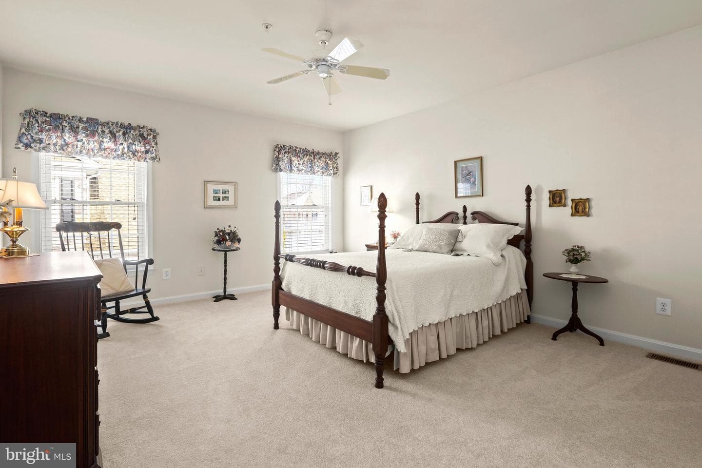 804 Bridle Path photo 34