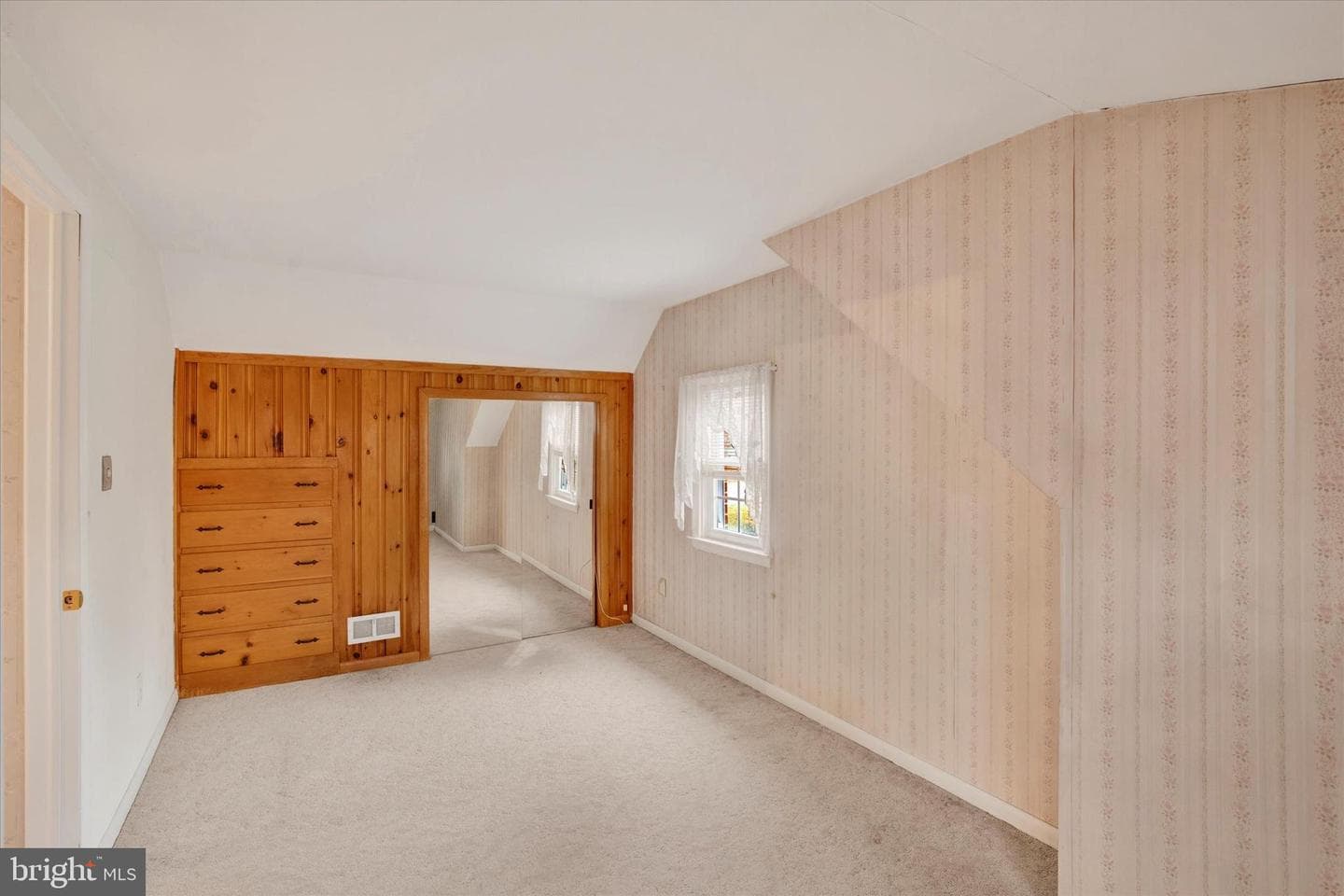 1608 S Tollgate Road photo 29