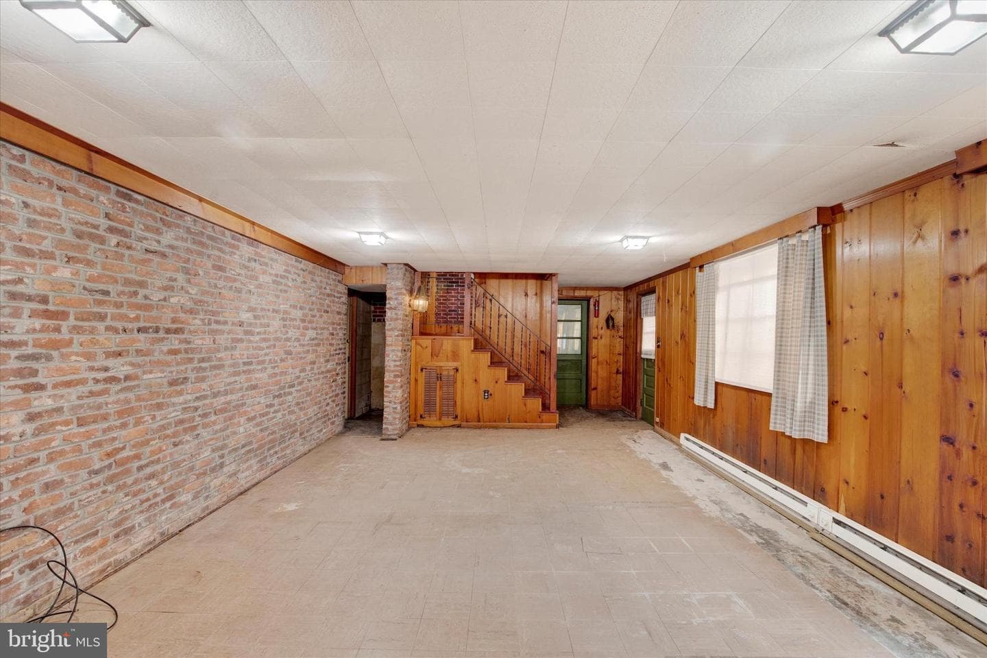 1608 S Tollgate Road photo 32