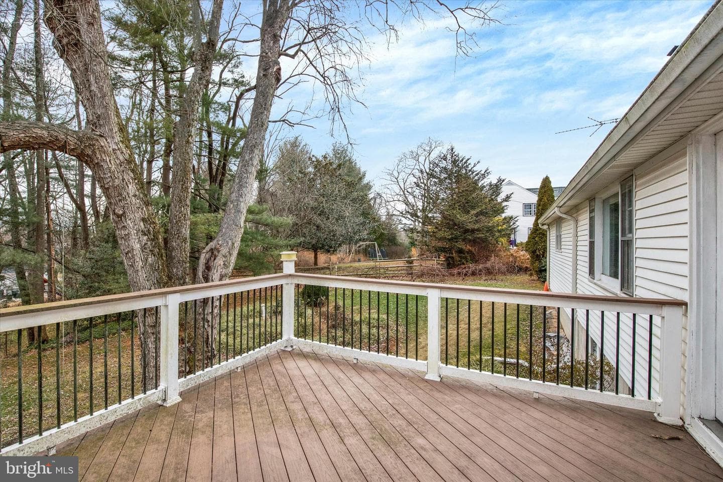 1608 S Tollgate Road photo 5