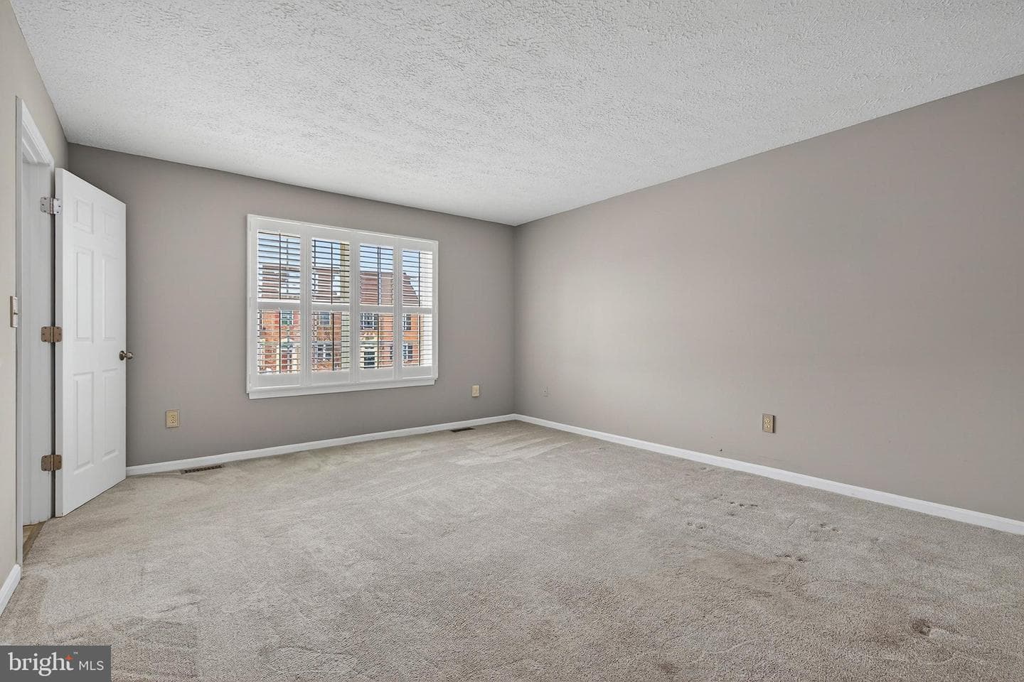 910 Chesney Lane photo 21