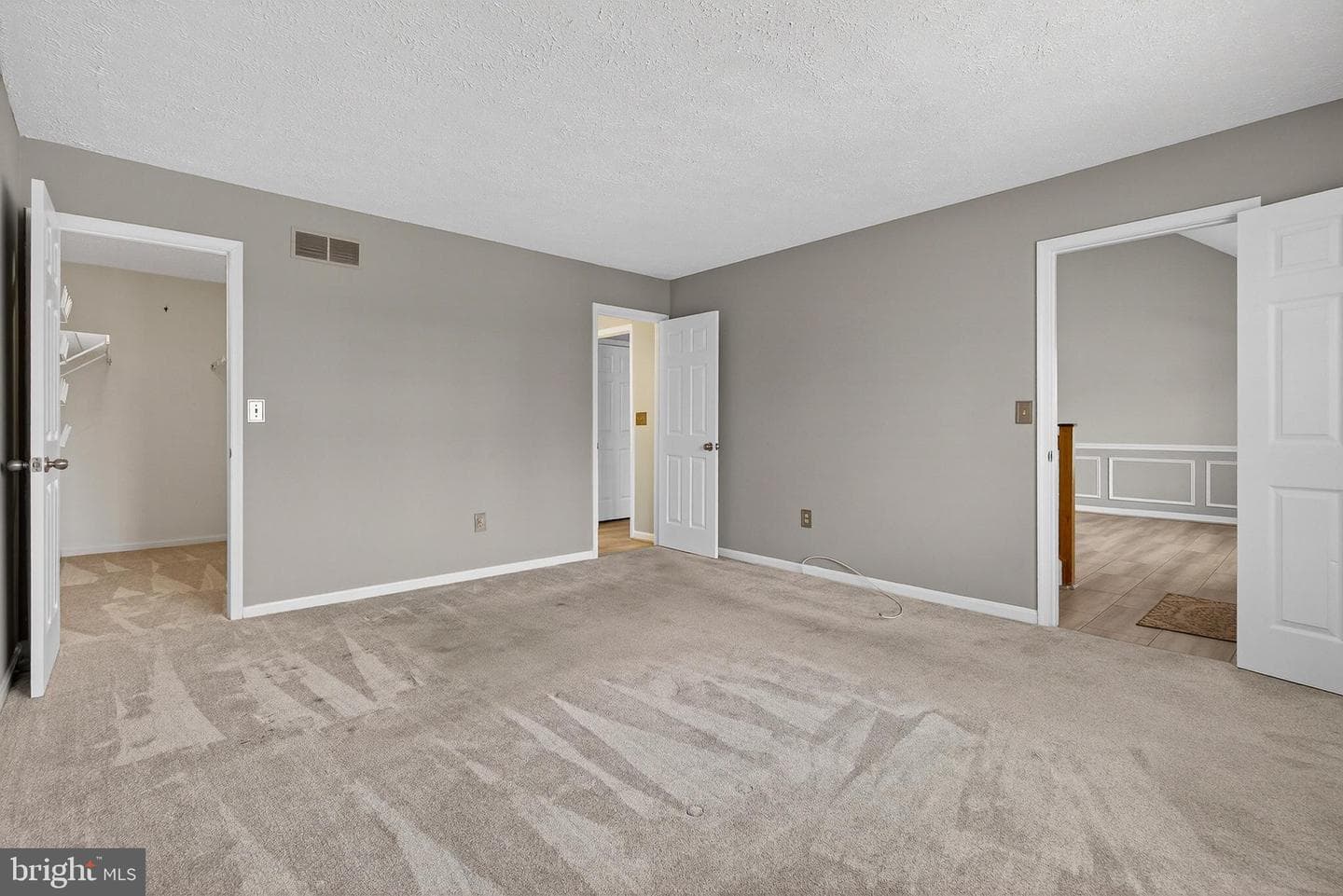 910 Chesney Lane photo 23