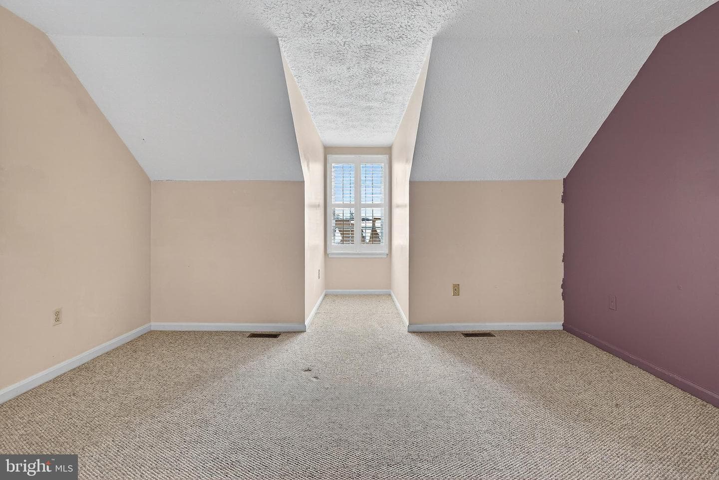 910 Chesney Lane photo 32