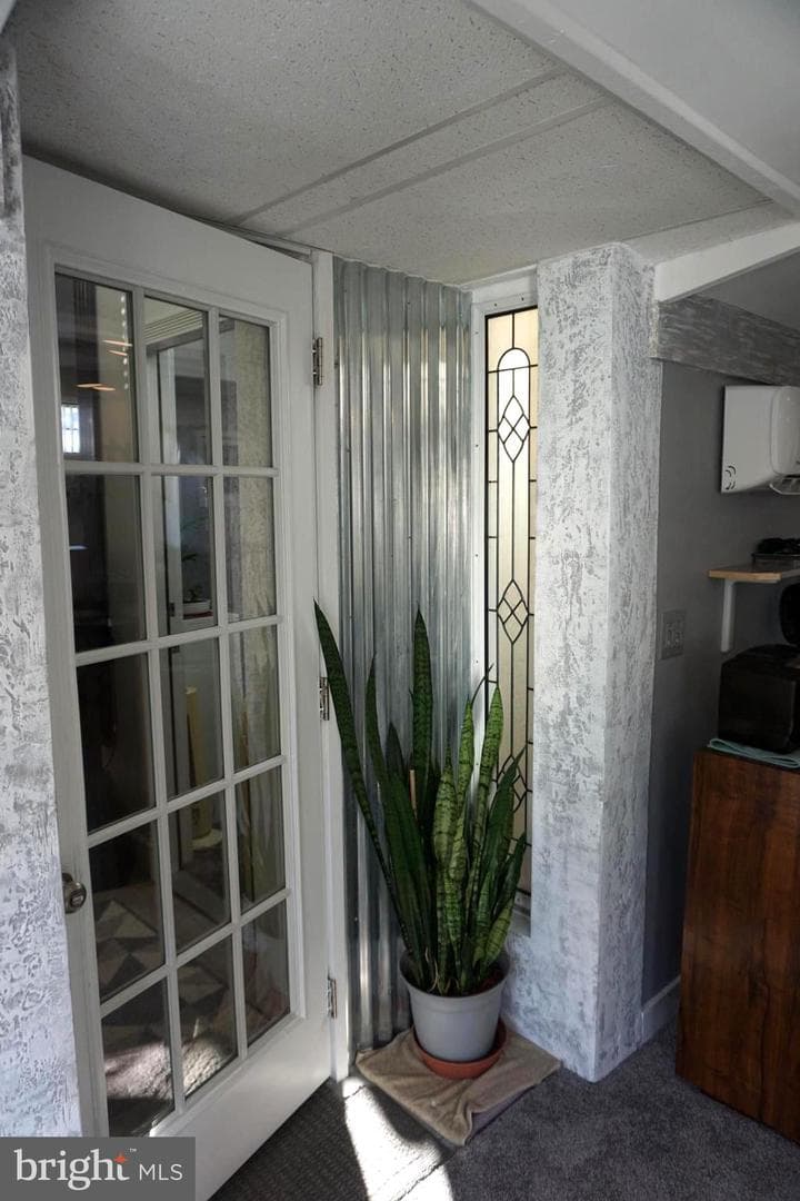 888 Linden Lane photo 35