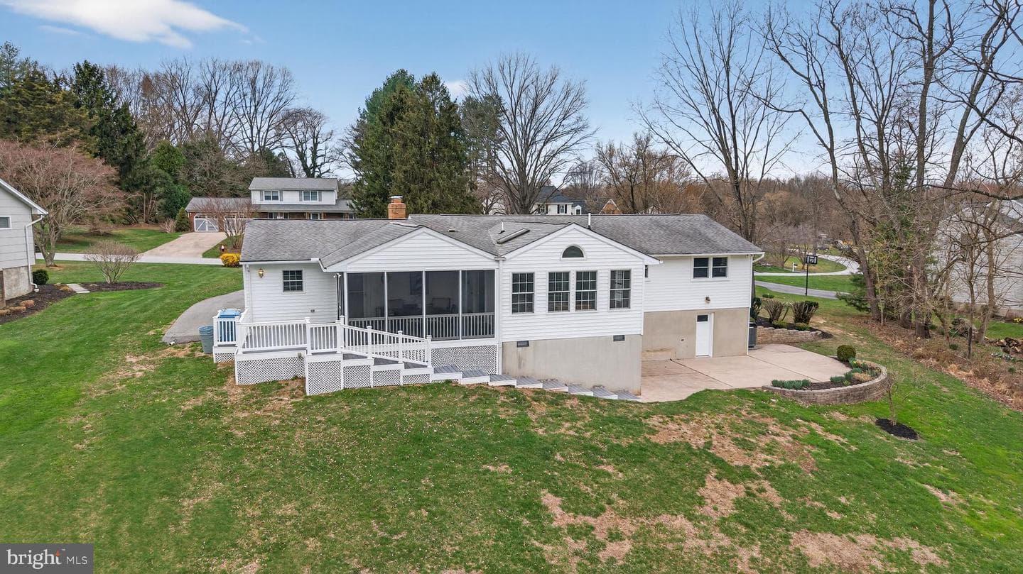 1115 Stromko Drive photo 36
