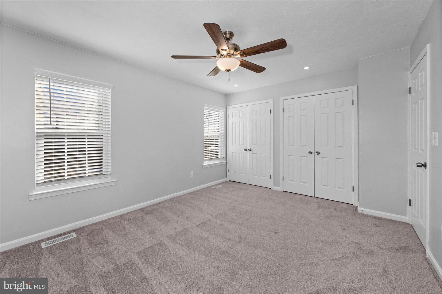 4300 Cowan Place photo 16