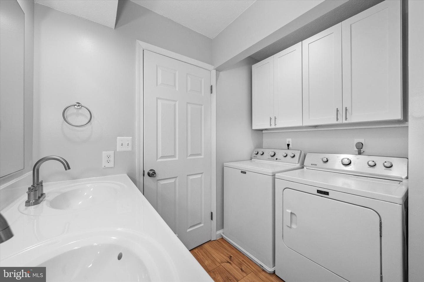 4300 Cowan Place photo 20