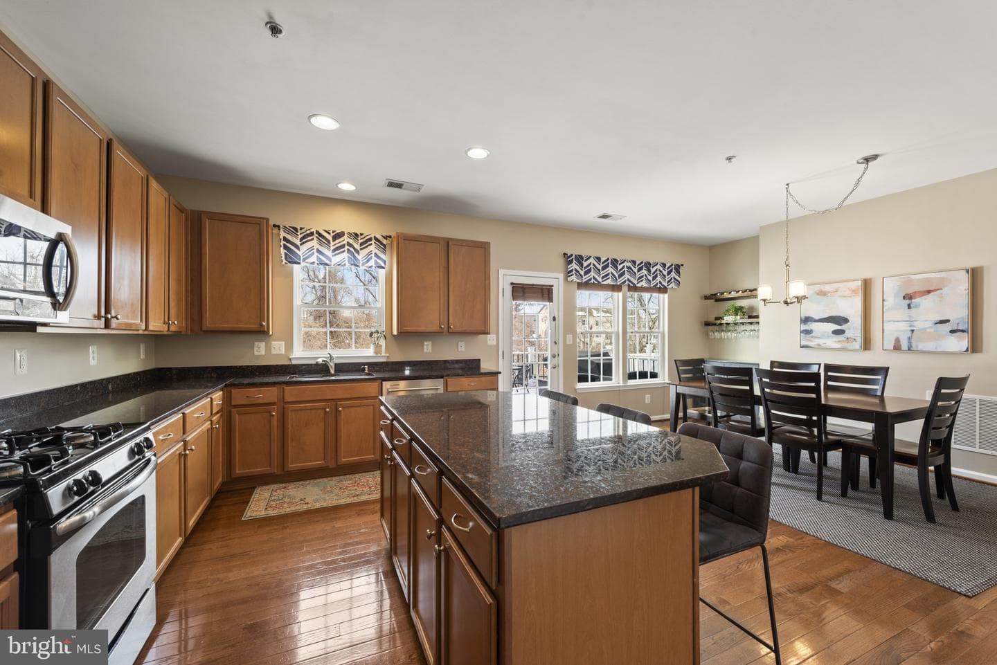 2909 Islay Court photo 12