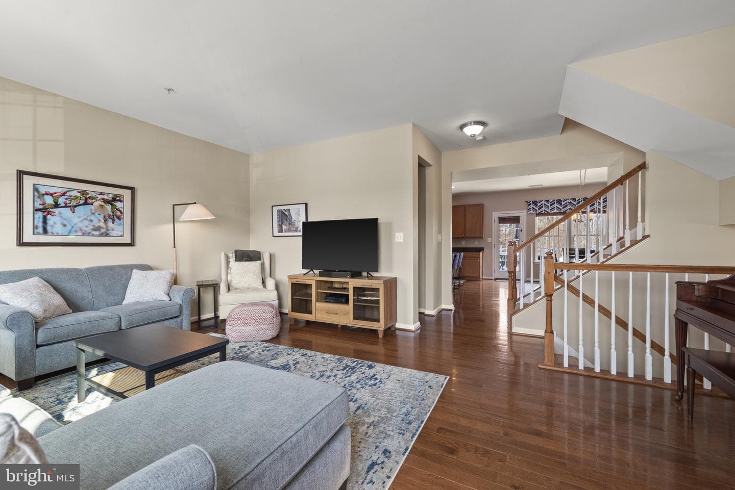 2909 Islay Court photo 4
