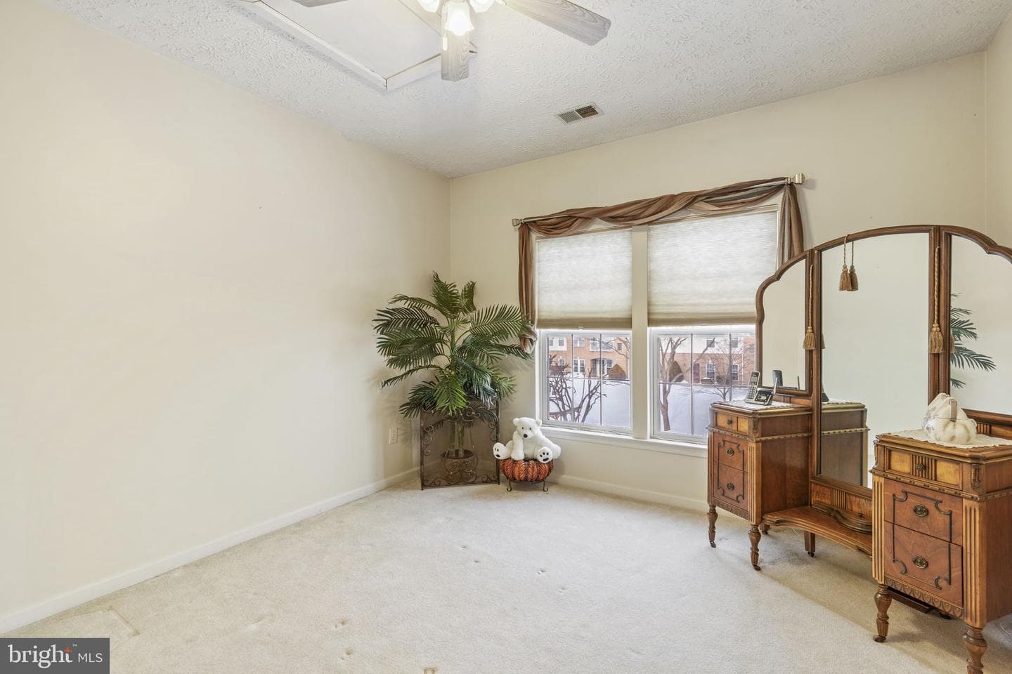 107 Sunshine Court photo 10