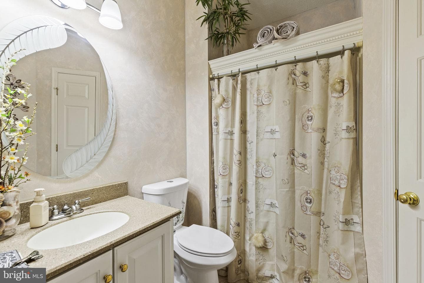 107 Sunshine Court photo 11