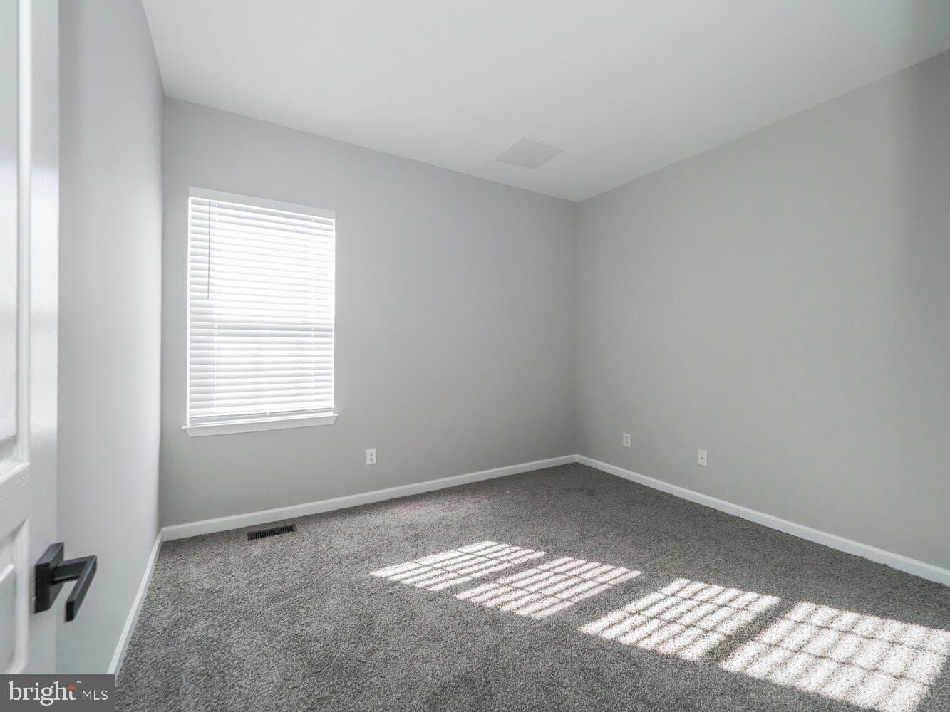 1335 N Sewards Court photo 25