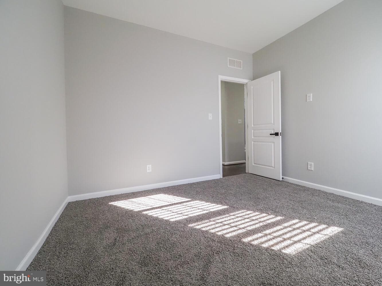 1335 N Sewards Court photo 26