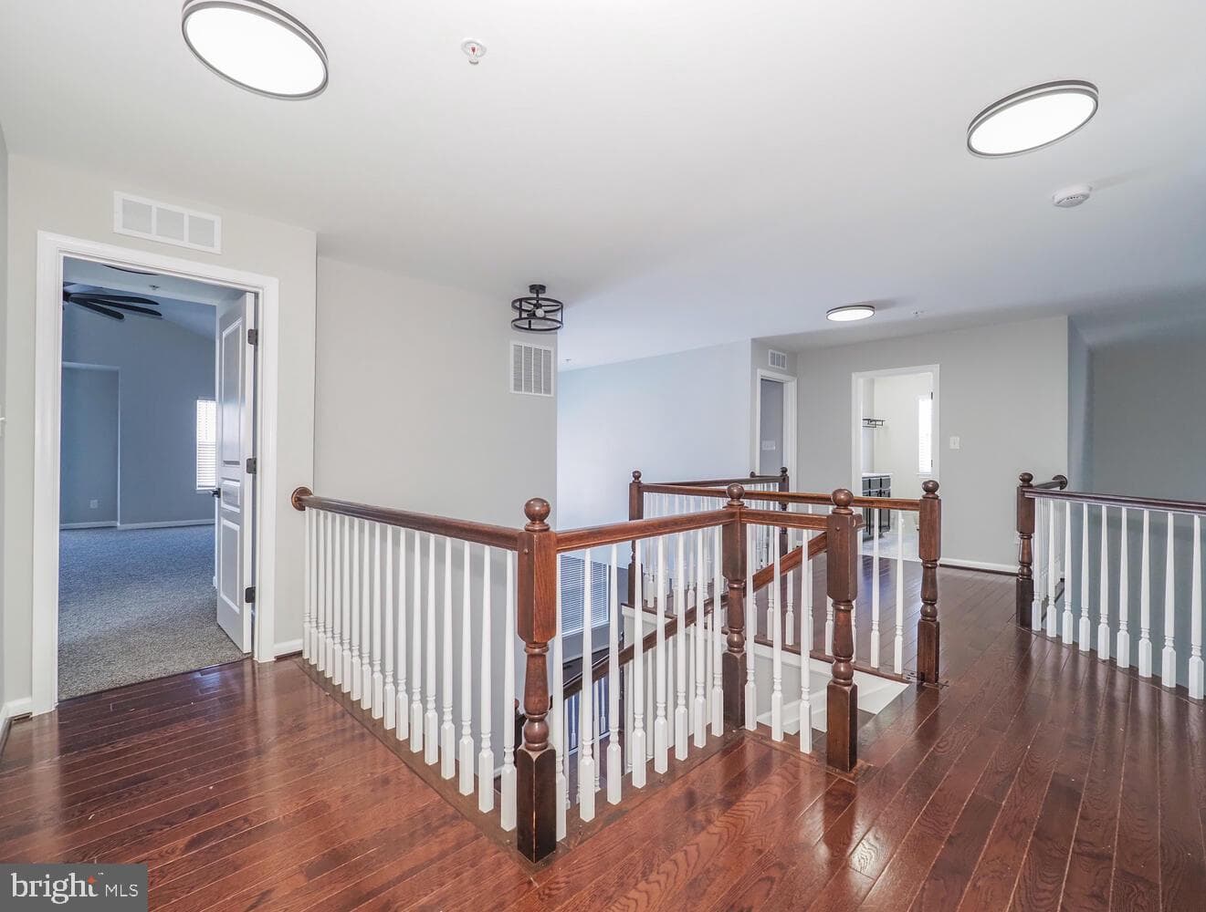 1335 N Sewards Court photo 29