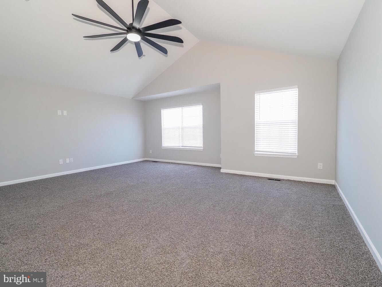 1335 N Sewards Court photo 33