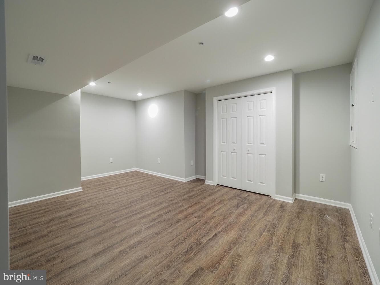 1335 N Sewards Court photo 55