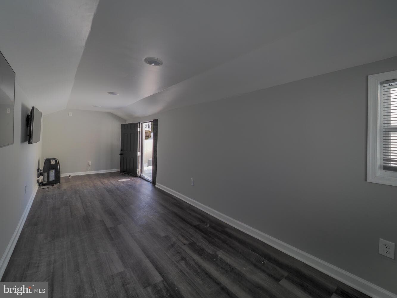 1335 N Sewards Court photo 58