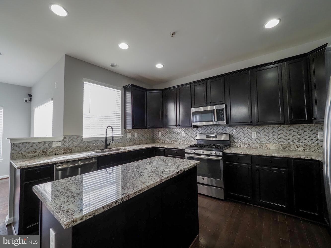 1335 N Sewards Court photo 7