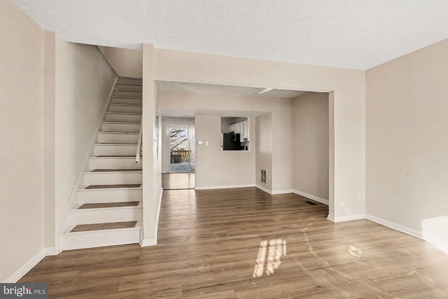 834 W Spring Meadow Court photo 4