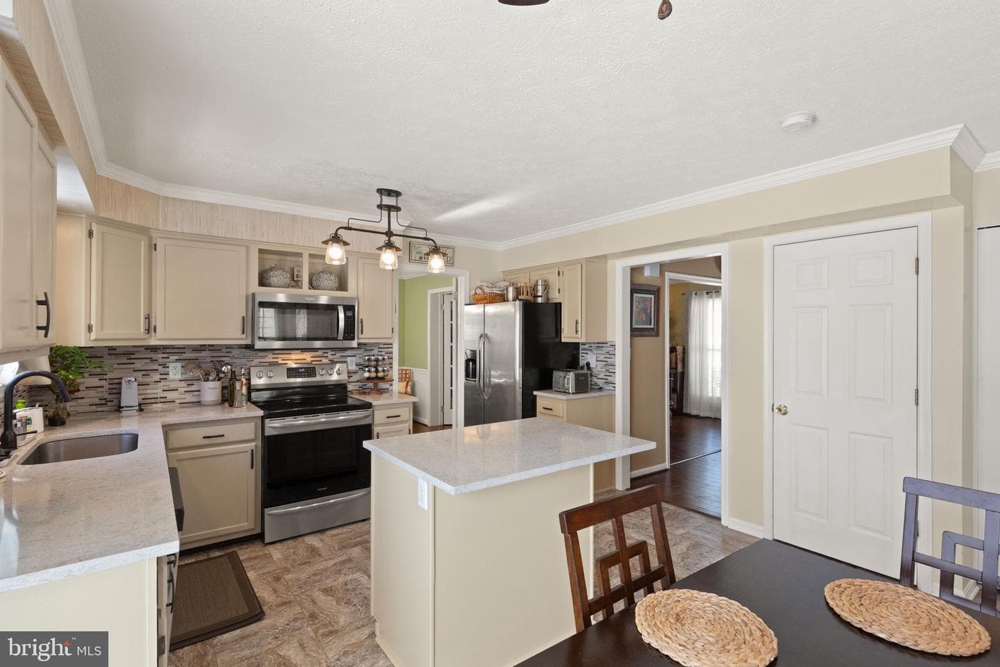3303 Trellis Lane photo 4