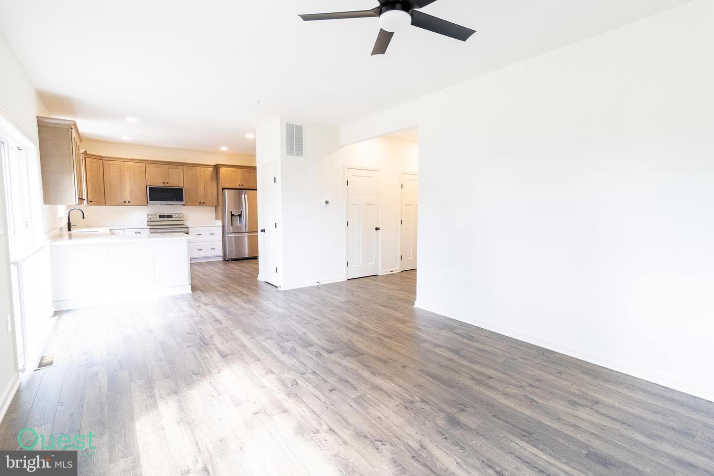 2113 Nuttal Avenue photo 21