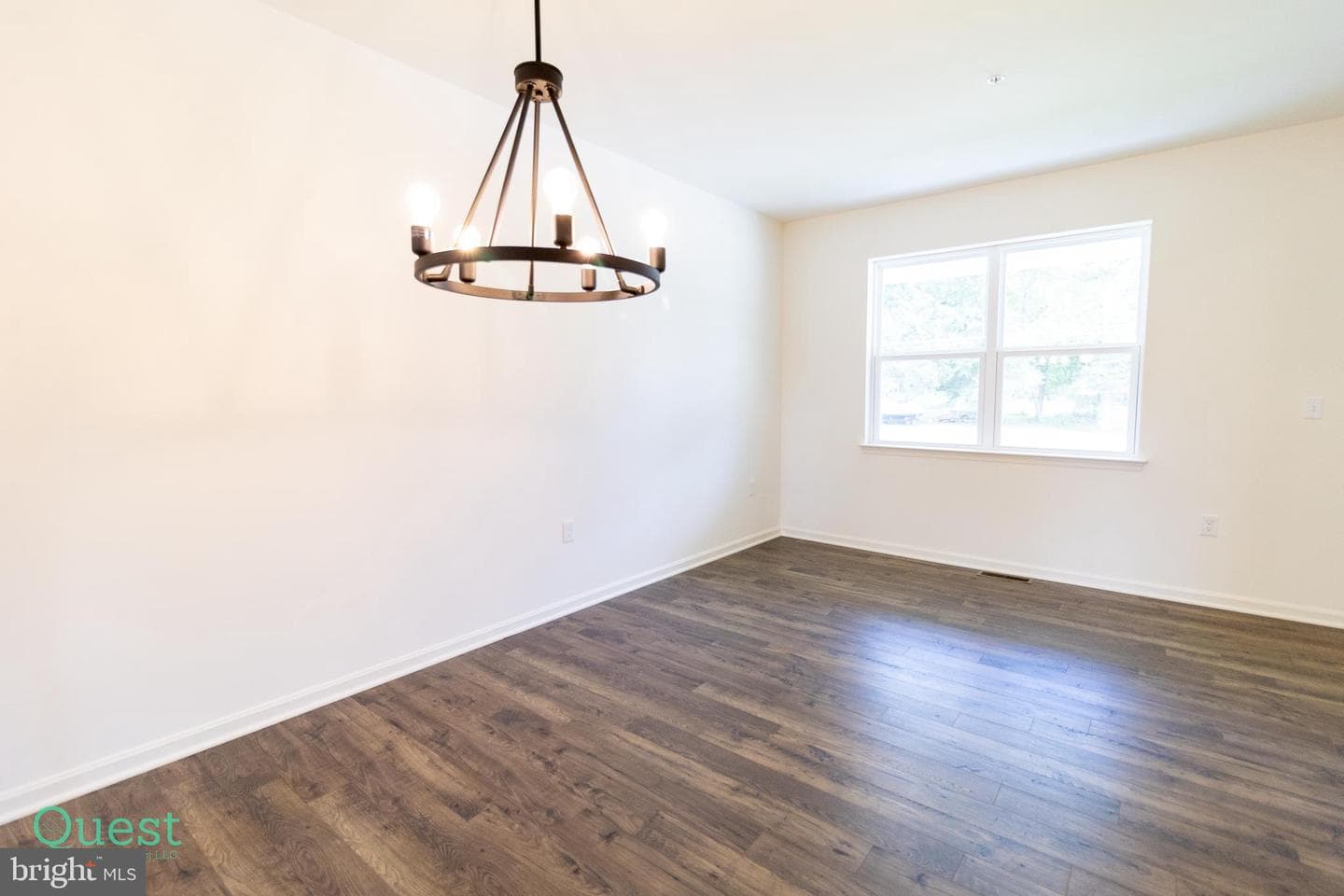 2113 Nuttal Avenue photo 8