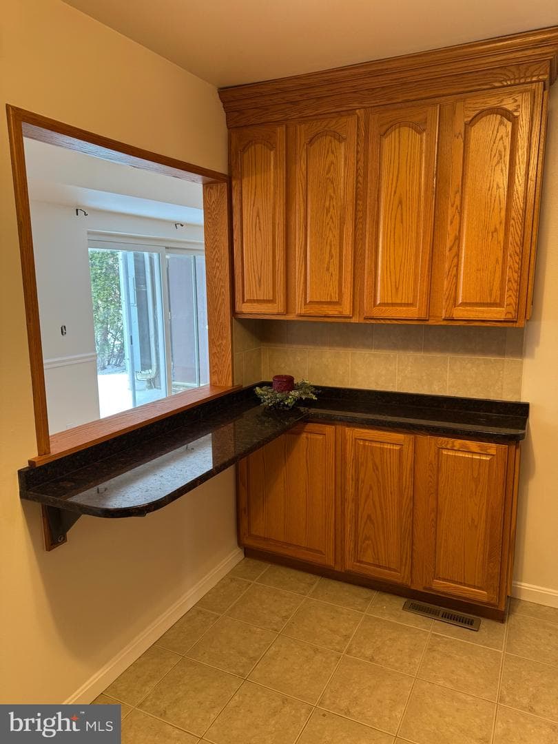 206 Crocker Drive photo 12