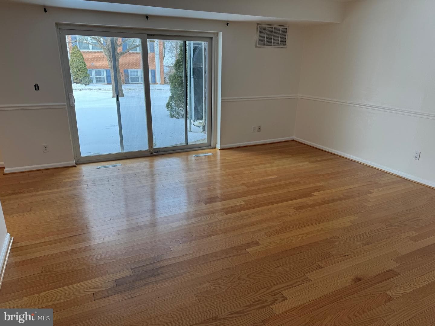 206 Crocker Drive photo 7