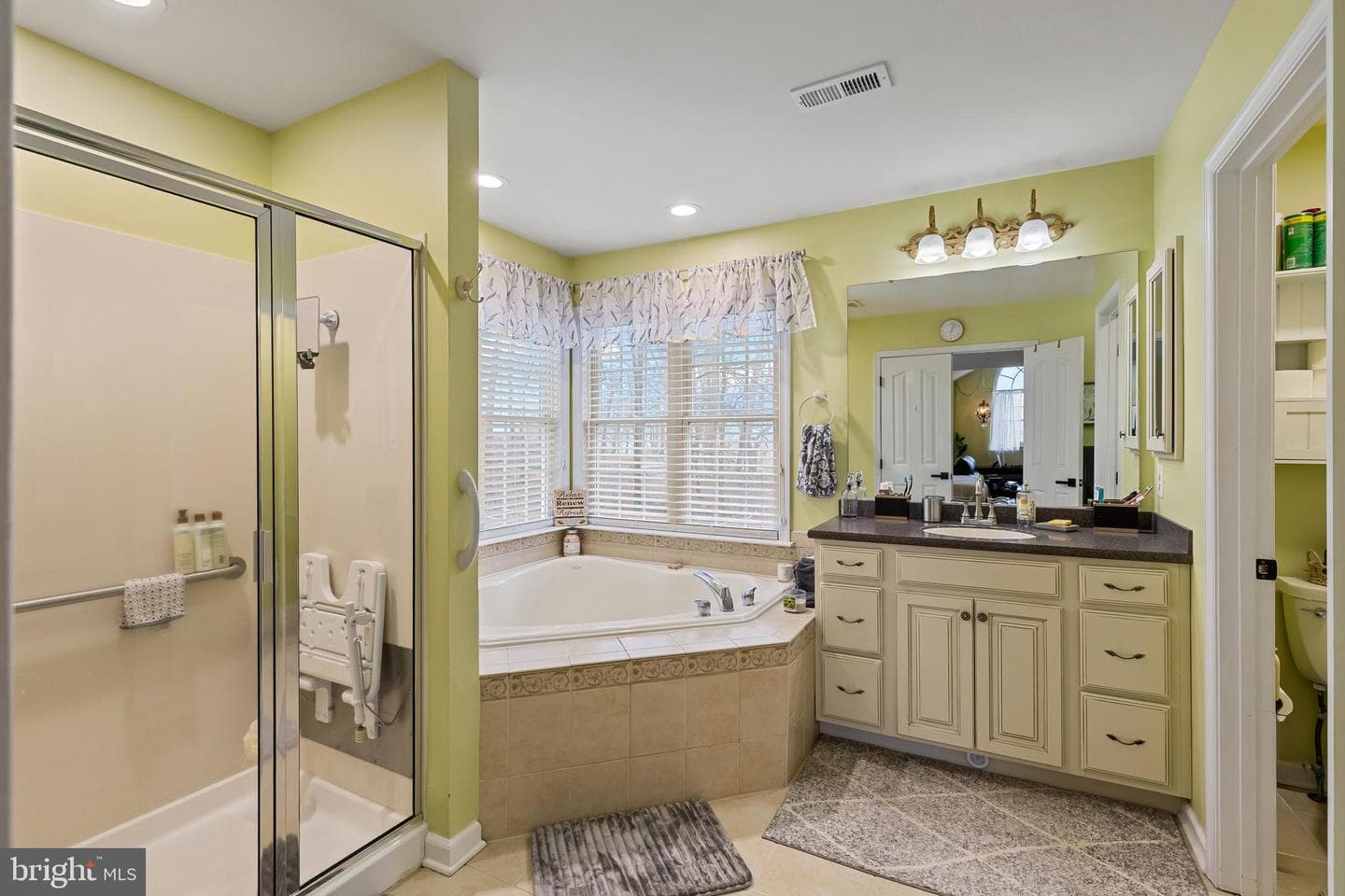 2109 Winstone Court photo 21