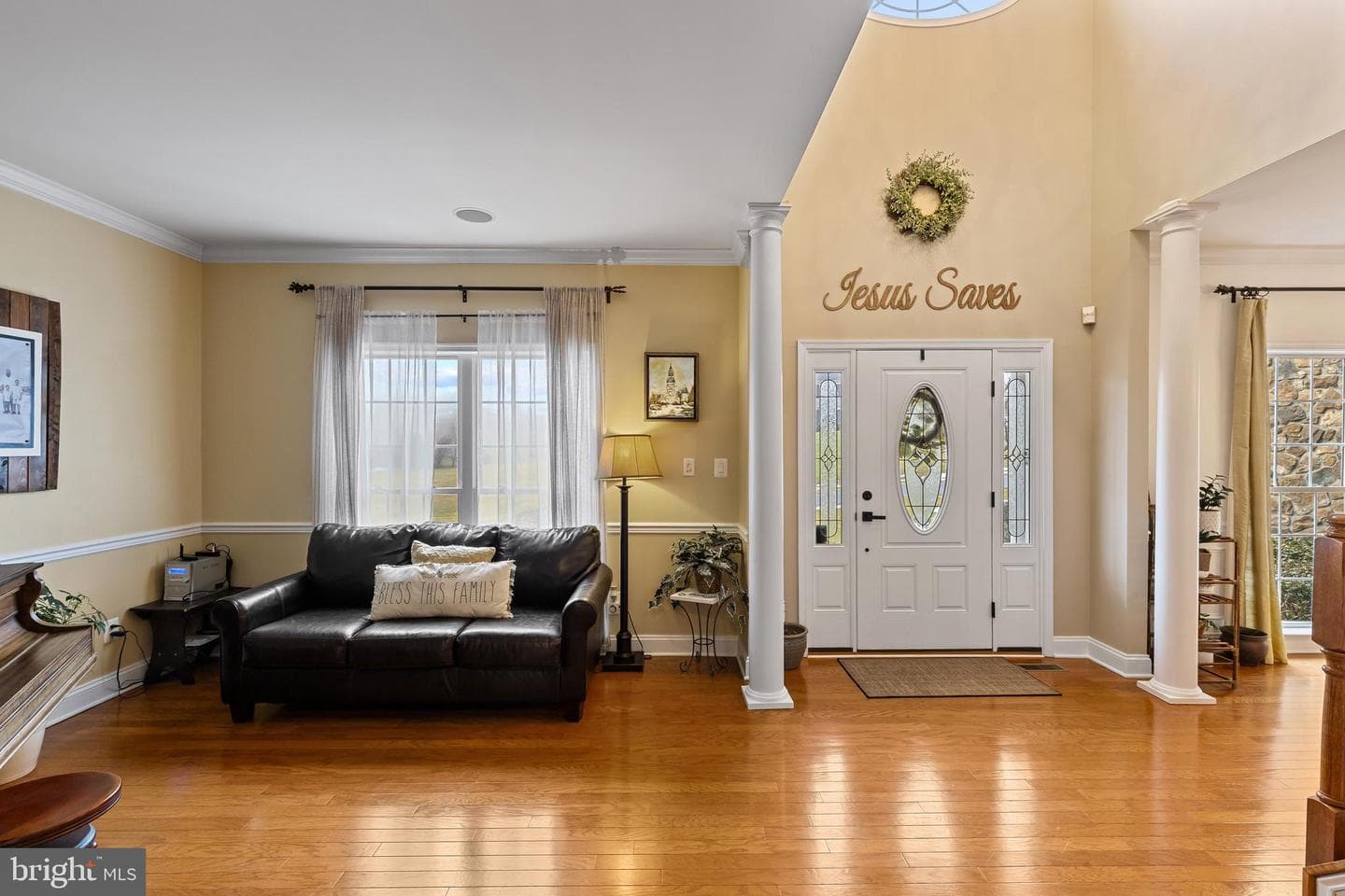 2109 Winstone Court photo 3