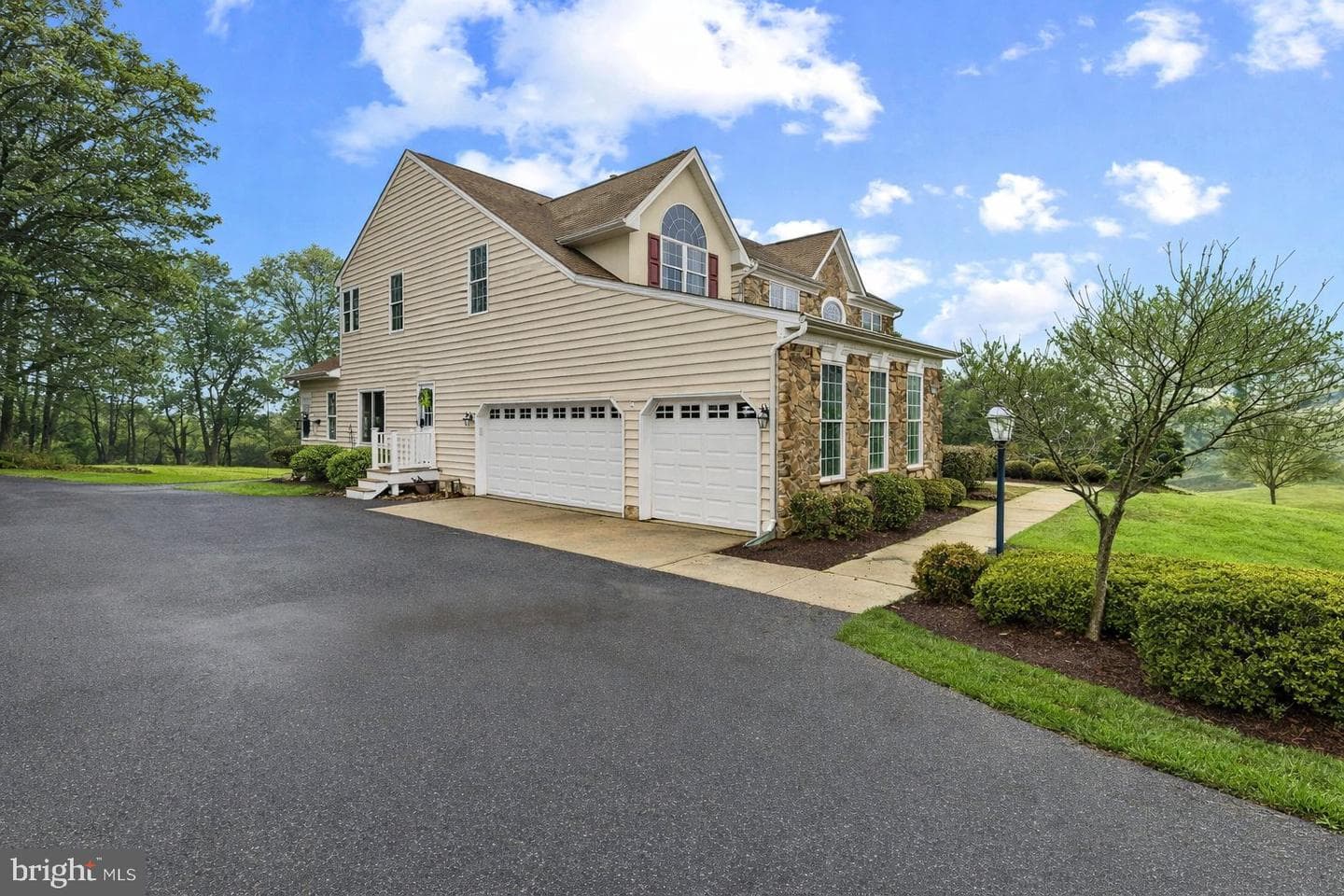 2109 Winstone Court photo 36