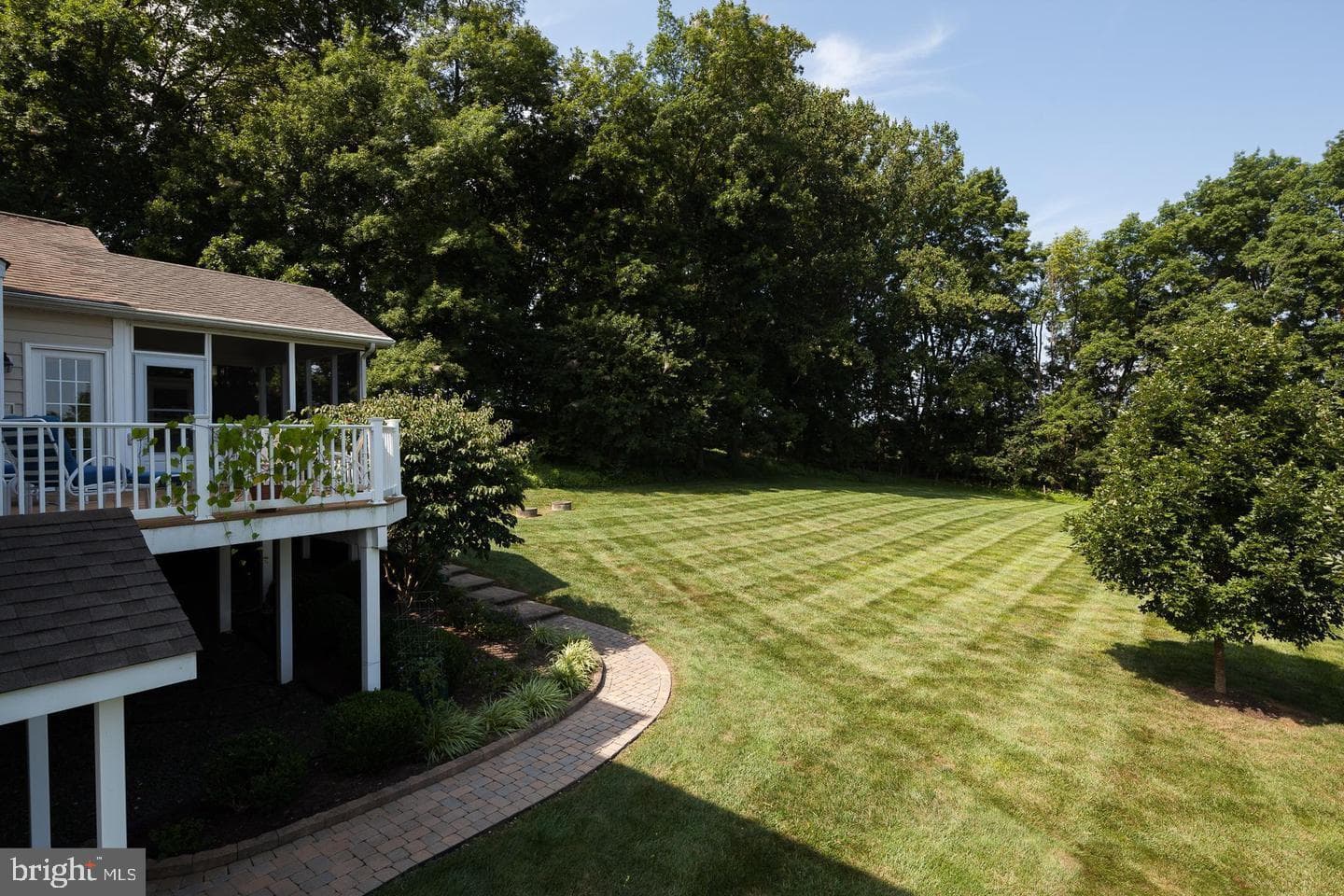 2109 Winstone Court photo 40