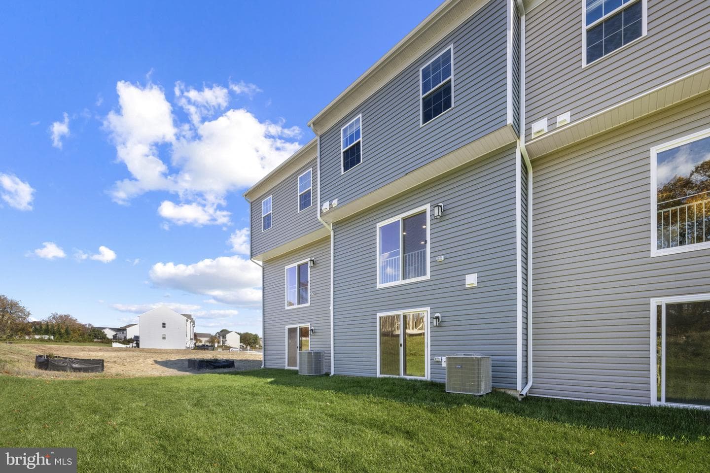 403 Halyard Drive photo 33