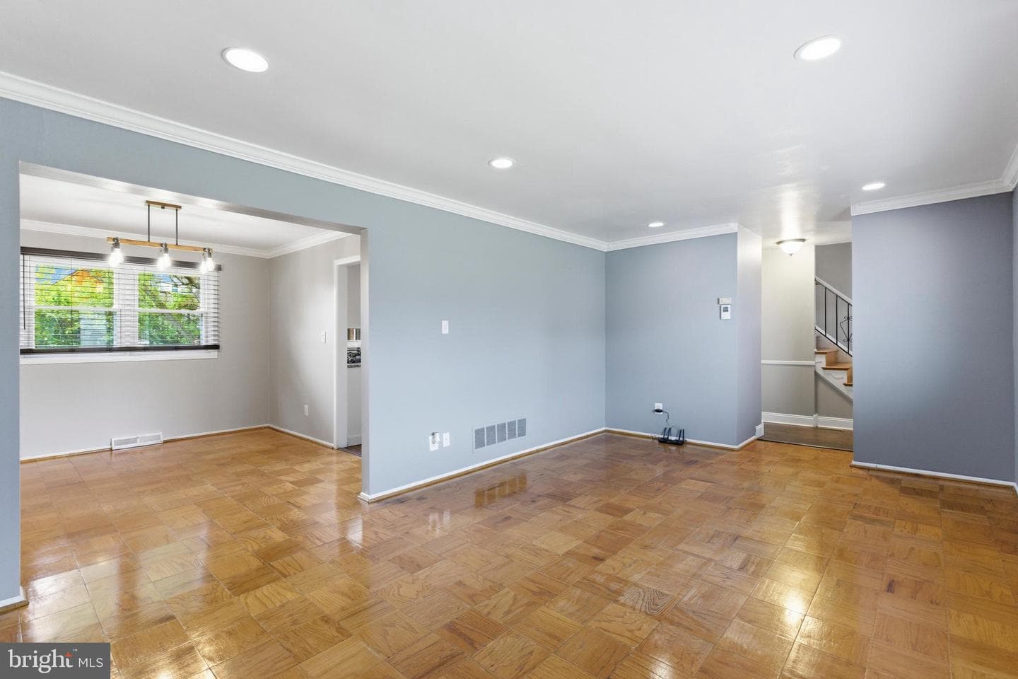 203 Kane Court photo 5