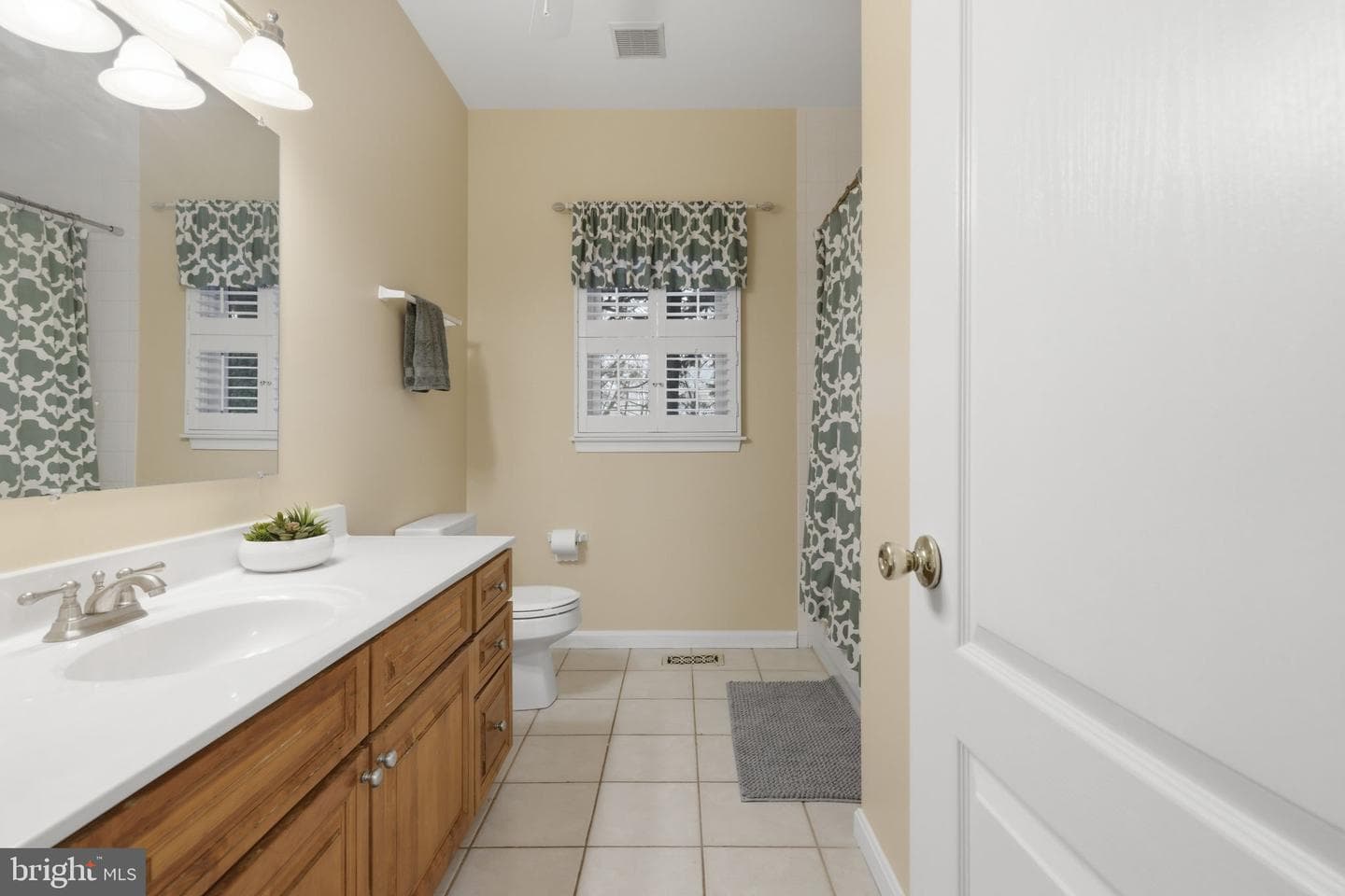 922 Sidehill Drive photo 29