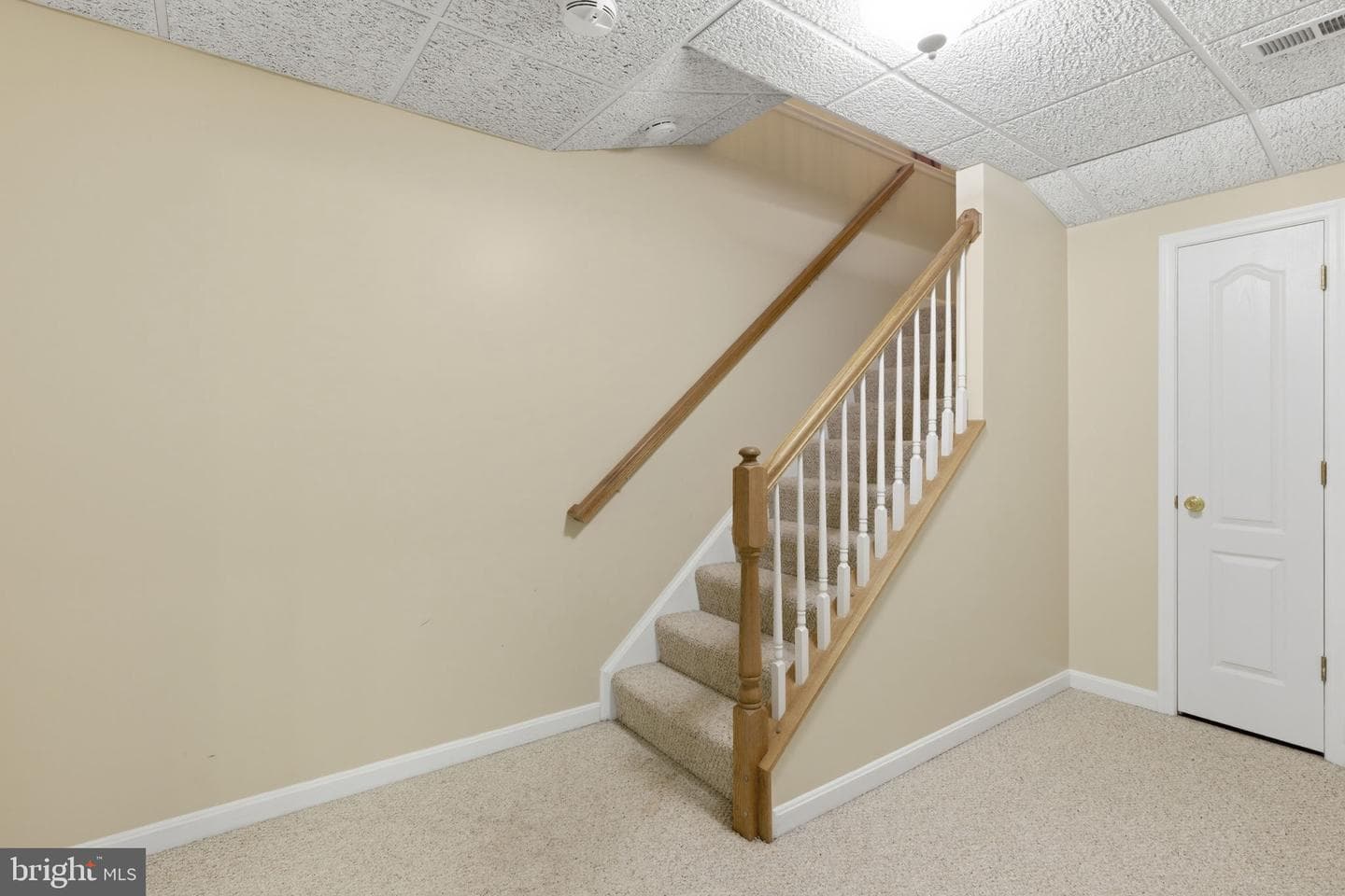 922 Sidehill Drive photo 33
